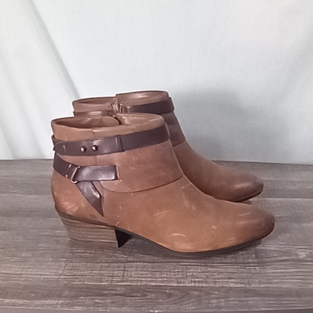 Clarks Collection Women's Brown Spye Comet Booties Size 8M